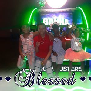 Meet your Posher, Keisha